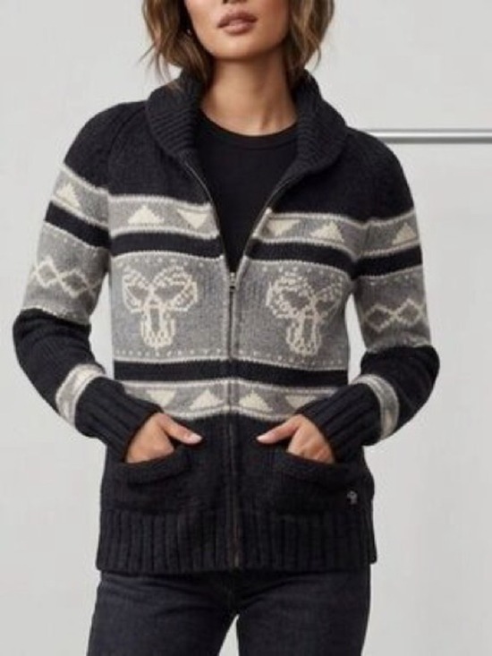 Sweaters - ARITZIA TNA SEA TO SKY 100% LAMBSWOOL COWICHAN STYLE CARDIGAN SWEATER